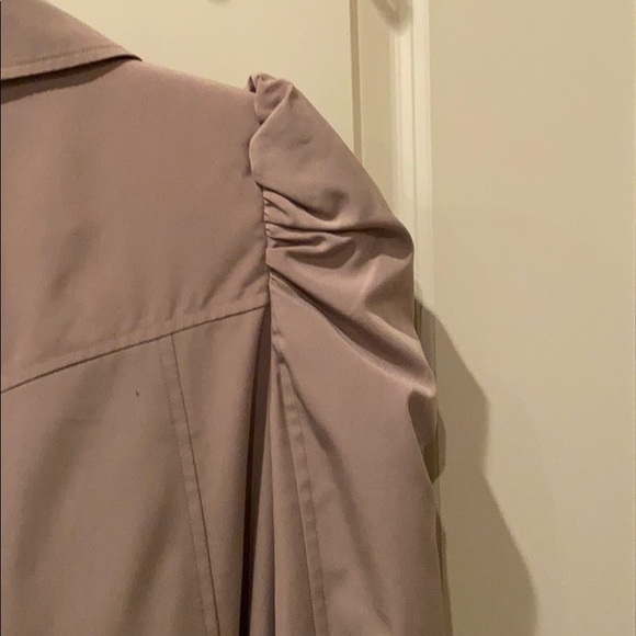 Jennifer Lopez Spring Jacket - Picture 8 of 8